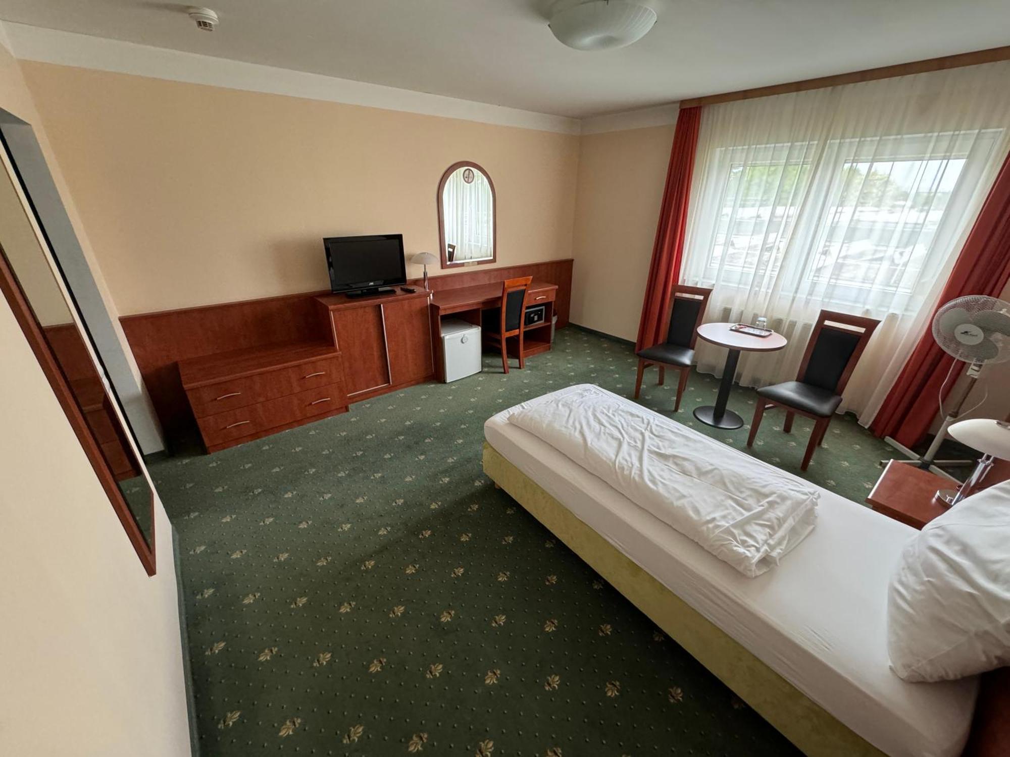 Hotel Breitenlee Wien Ngoại thất bức ảnh