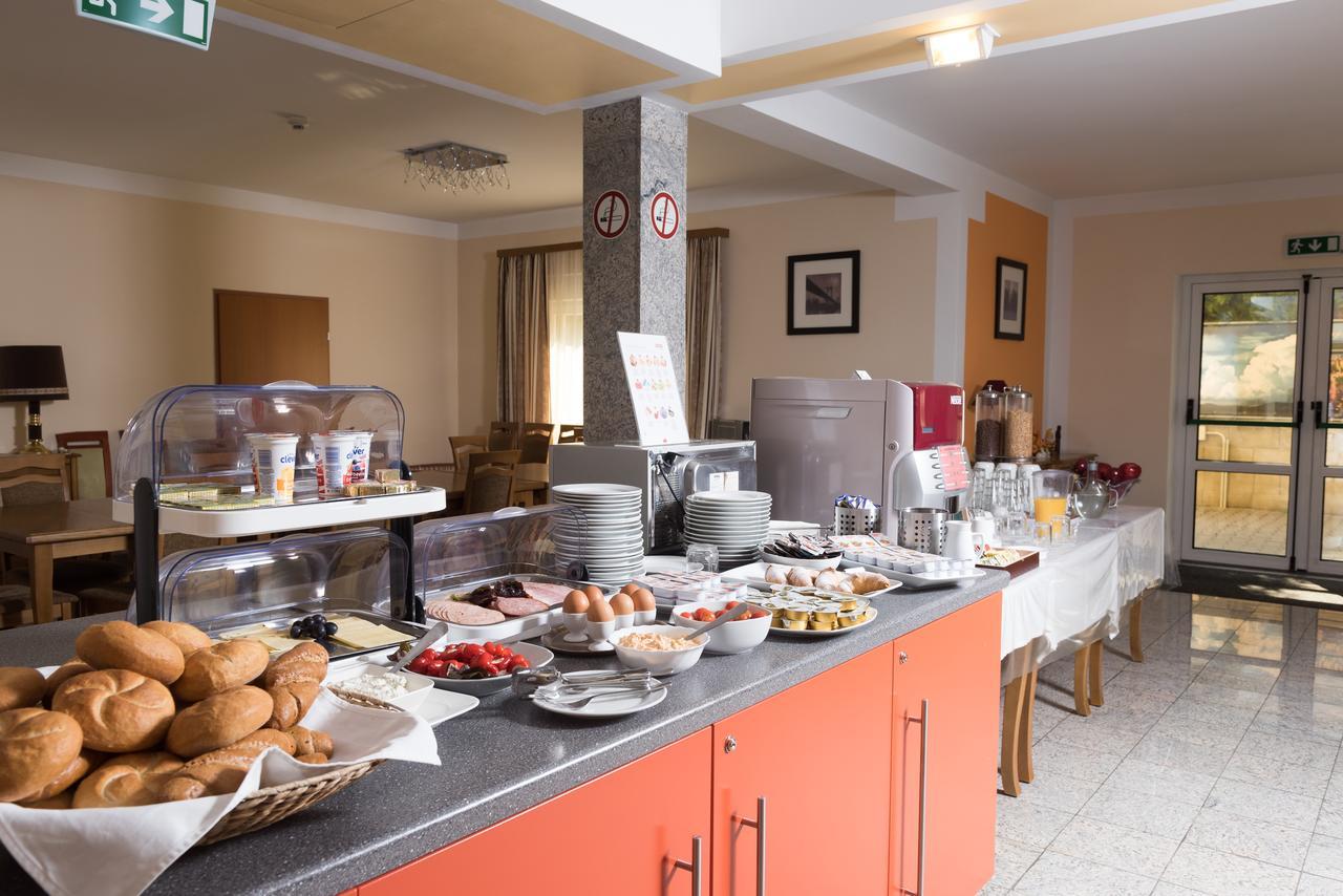 Hotel Breitenlee Wien Ngoại thất bức ảnh